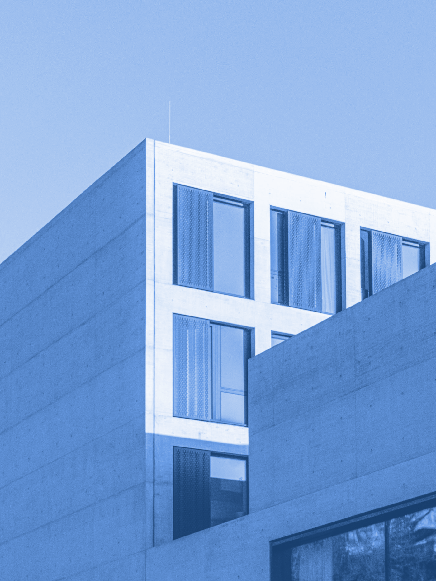 Editorial photograph of precise modern architecture, not a Deutschesoft office